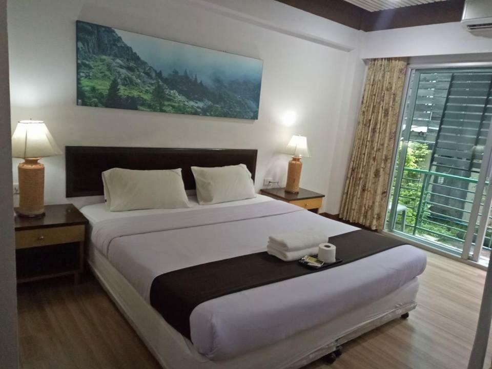 Thai Inter Korat Hotel Накхонратчасіма Екстер'єр фото